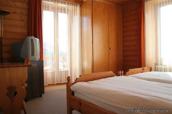 Hotel La Tour D'ai 2*